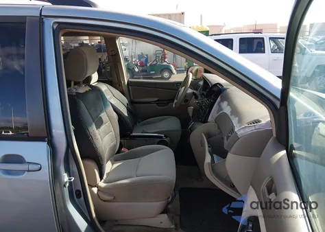 2005 Toyota Sienna Le из США, поврежденный, VIN 5TDZA23C65S352736